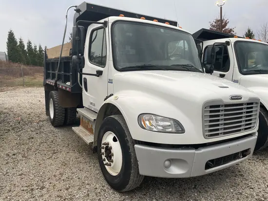 2019 Freightliner M2106-DUMP-HYD Truck