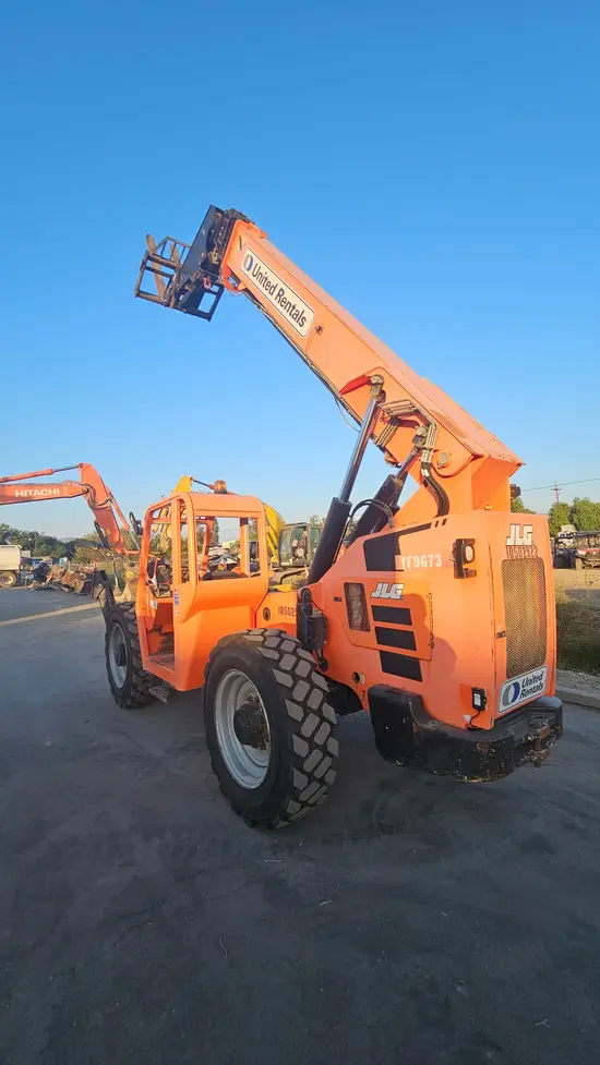 2016 SKYTRAK 10054 Forklift