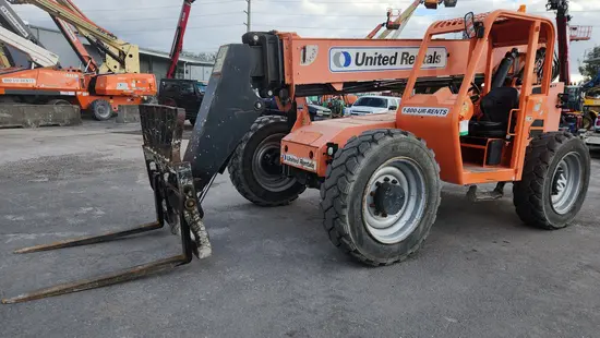 2016 SKYTRAK 6042 Forklift