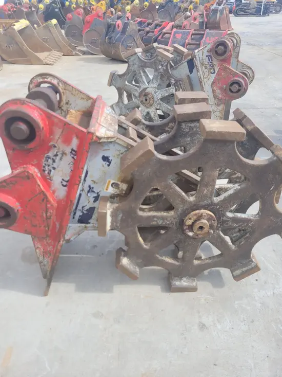 2019 FURUKAWA CW24III Compaction Attachment