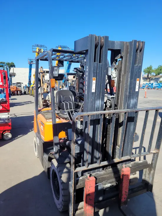 2017 Doosan G25G-3 Warehouse Forklift