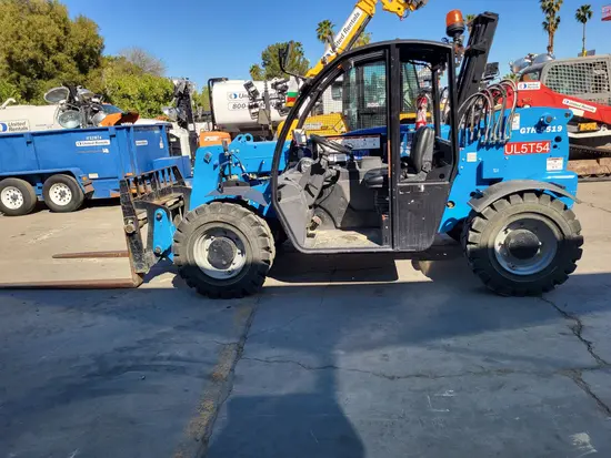 2017 Genie GTH-5519 Forklift