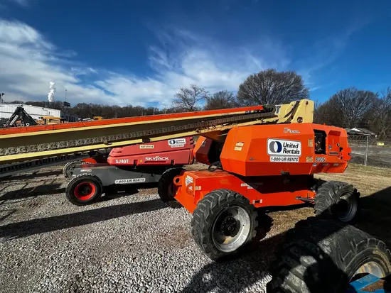 2017 JLG 800S Boom Lift