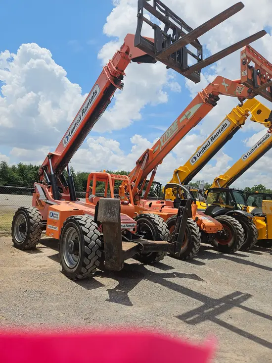 2015 SKYTRAK 10054 Forklift