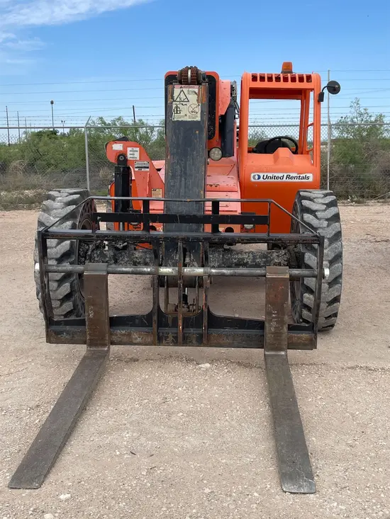 2016 SKYTRAK 8042 Forklift