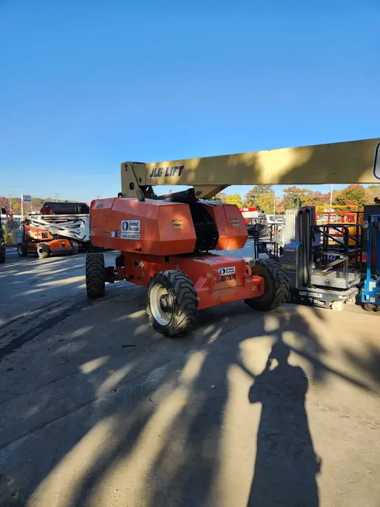 2015 JLG 800S Boom Lift