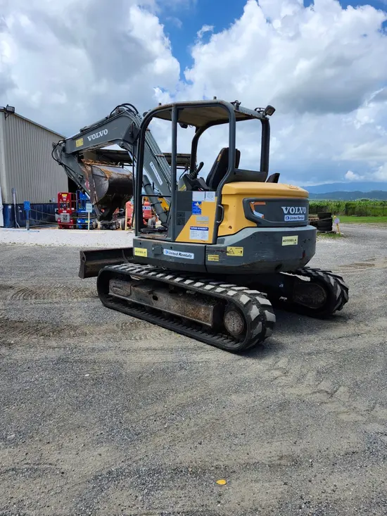 2013 VOLVO ECR88 Excavator