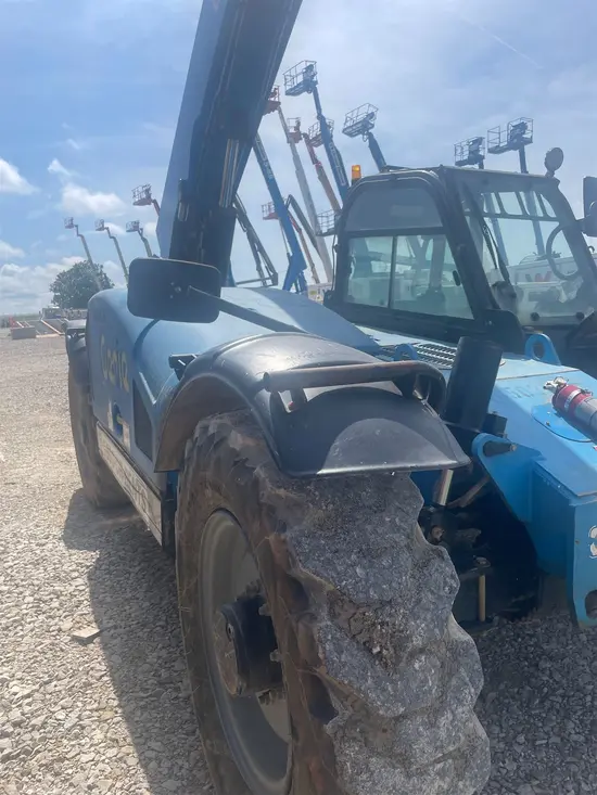 2016 Genie GTH-844 Forklift