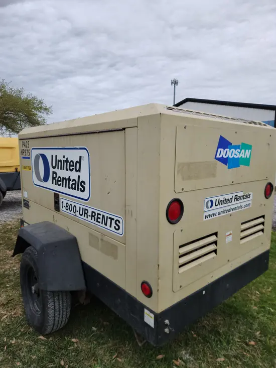 2017 Doosan P425/HP375WCUT4 Air Compressor