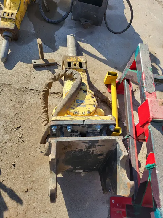 2021 Epiroc SB 452 Attachment