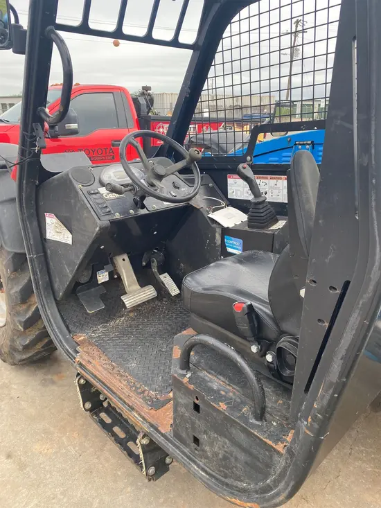 2016 Genie GTH-844 Forklift