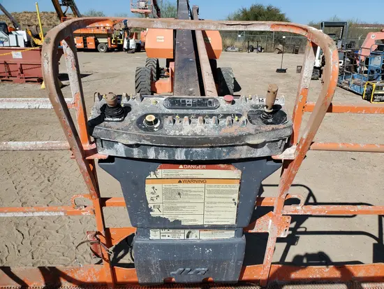 2014 JLG 800S Boom Lift