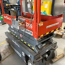 2017 Skyjack SJIII3219 Scissor Lift