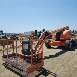 2015 JLG 600AJ Articulating Boom Lift