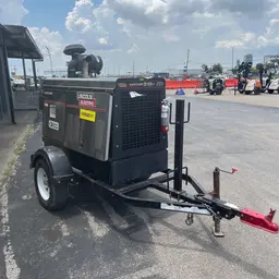 2019 Lincoln Electric VANTAGE 549 Welder