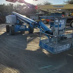 2015 Genie S-65 Boom Lift