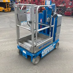 2016 Genie GR-12 Self-Propelled One-Person Lift