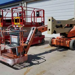 2013 JLG E450AJ Articulating Boom Lift
