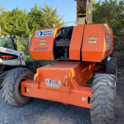 2015 JLG 800S Boom Lift