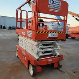 2015 Snorkel S4732E Scissor Lift