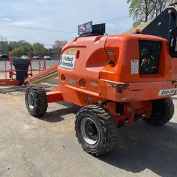 2015 JLG 400S Boom Lift