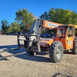 2016 SKYTRAK 8042 Forklift