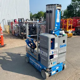 2016 Genie GR-20 Self-Propelled One-Person Lift