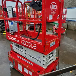 2016 MEC 1330SE Scissor Lift