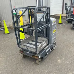 2013 JLG 20MVL Self-Propelled One-Person Lift
