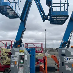 2014 Genie Z-30/20N RJ Articulating Boom Lift