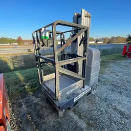2015 JLG 20MVL Self-Propelled One-Person Lift