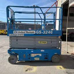 2014 Genie GS-3246 Scissor Lift