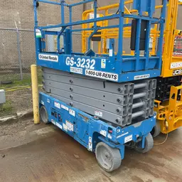 2017 Genie GS-3232 Scissor Lift