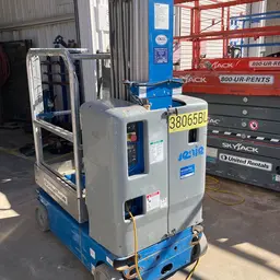 2016 Genie GR-20 Self-Propelled One-Person Lift