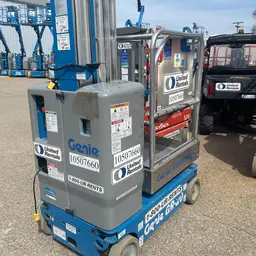 2016 Genie GR-20 Self-Propelled One-Person Lift