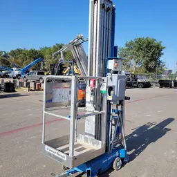 2018 Genie AWP-40SDC Pusharound Lift