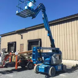 2013 Genie Z-40/23N RJ Articulating Boom Lift
