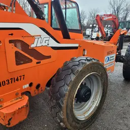 2015 SKYTRAK 6042 Forklift