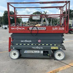 2017 Skyjack SJIII3226 Scissor Lift
