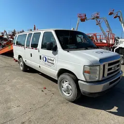 2013 Ford E-350 Passenger Vehicle