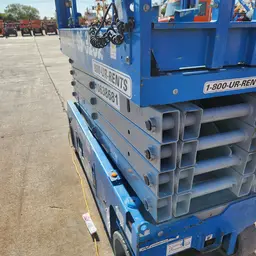 2017 Genie GS-3232 Scissor Lift