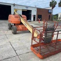 2014 JLG 400S Boom Lift