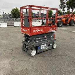 2018 Skyjack SJIII3219 Scissor Lift