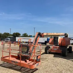 2014 JLG 800AJ Articulating Boom Lift