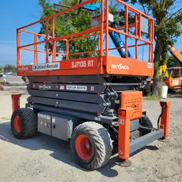 2014 Skyjack SJ7135RT Rough Terrain Scissor Lift