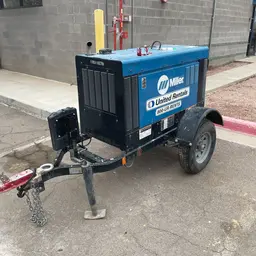 2019 Miller Welders Big Blue 300R Welder