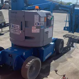 2015 Genie Z-34/22N Articulating Boom Lift