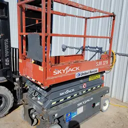 2017 Skyjack SJIII3219 Scissor Lift