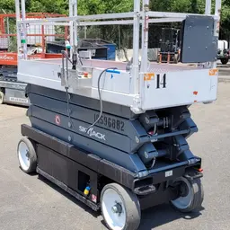 2017 Skyjack SJIII3226 Scissor Lift