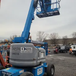 2013 Genie Z-45/25J DC Articulating Boom Lift